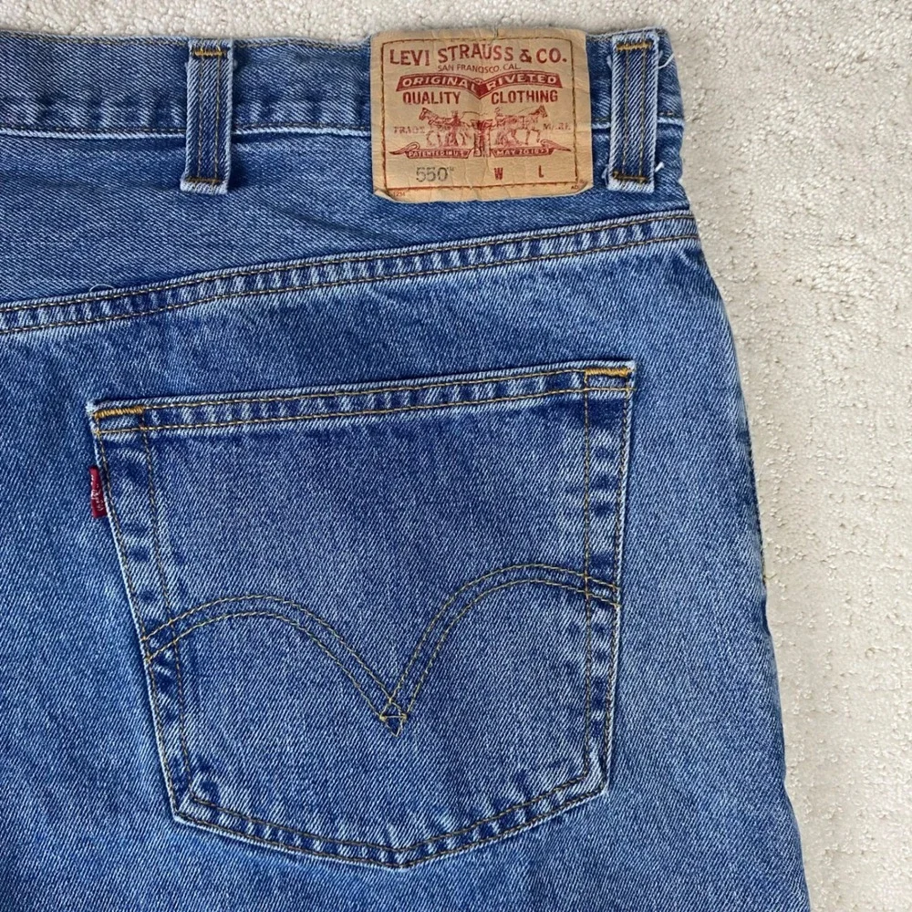 Levi's 550 Jeans Mens 48x29 Big & Tall Blue Relaxed Fit 100% Cotton Denim
